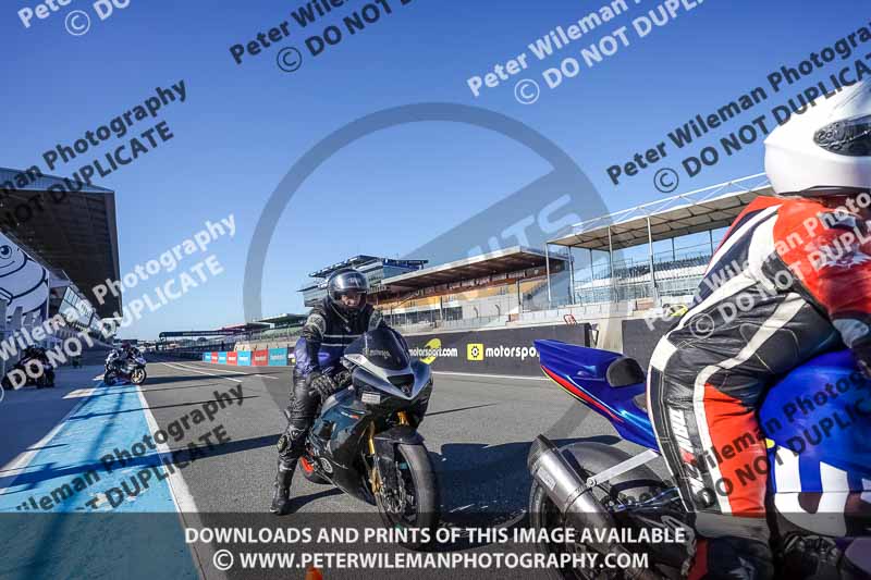 France;Le Mans;event digital images;motorbikes;no limits;peter wileman photography;trackday;trackday digital images